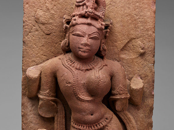 Sculpture of the Hindu deities Shiva and Parvati combined as Ardhanarishvara